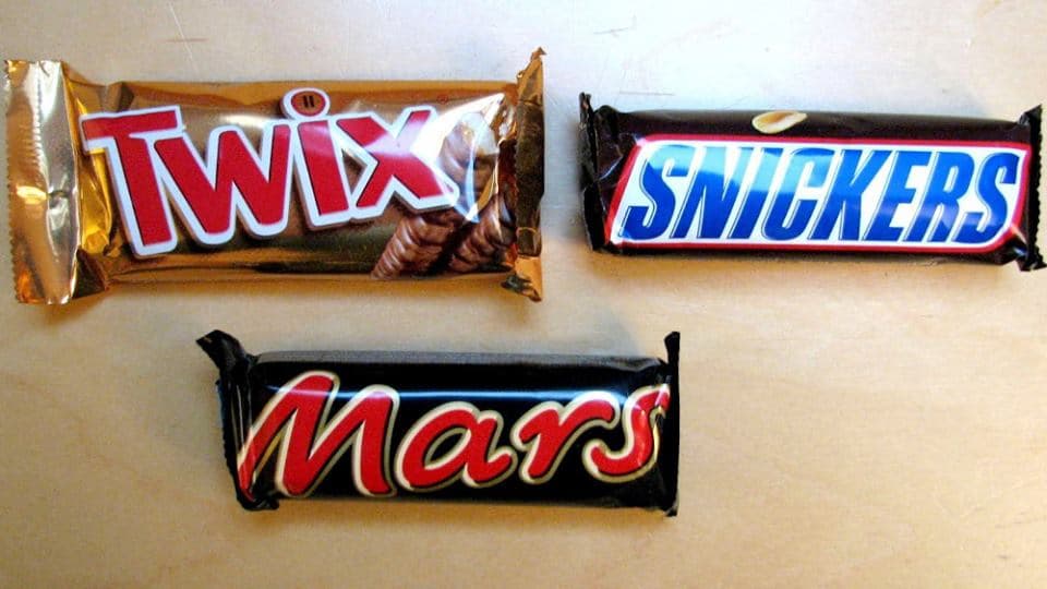 Kinder Chocolate_ Snickers_ Mars_ Bounty Twix_ Kitkat